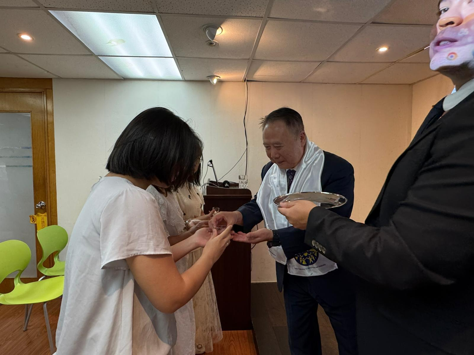Featured image for “Hong Kong: Holy Sacrament Ceremony”